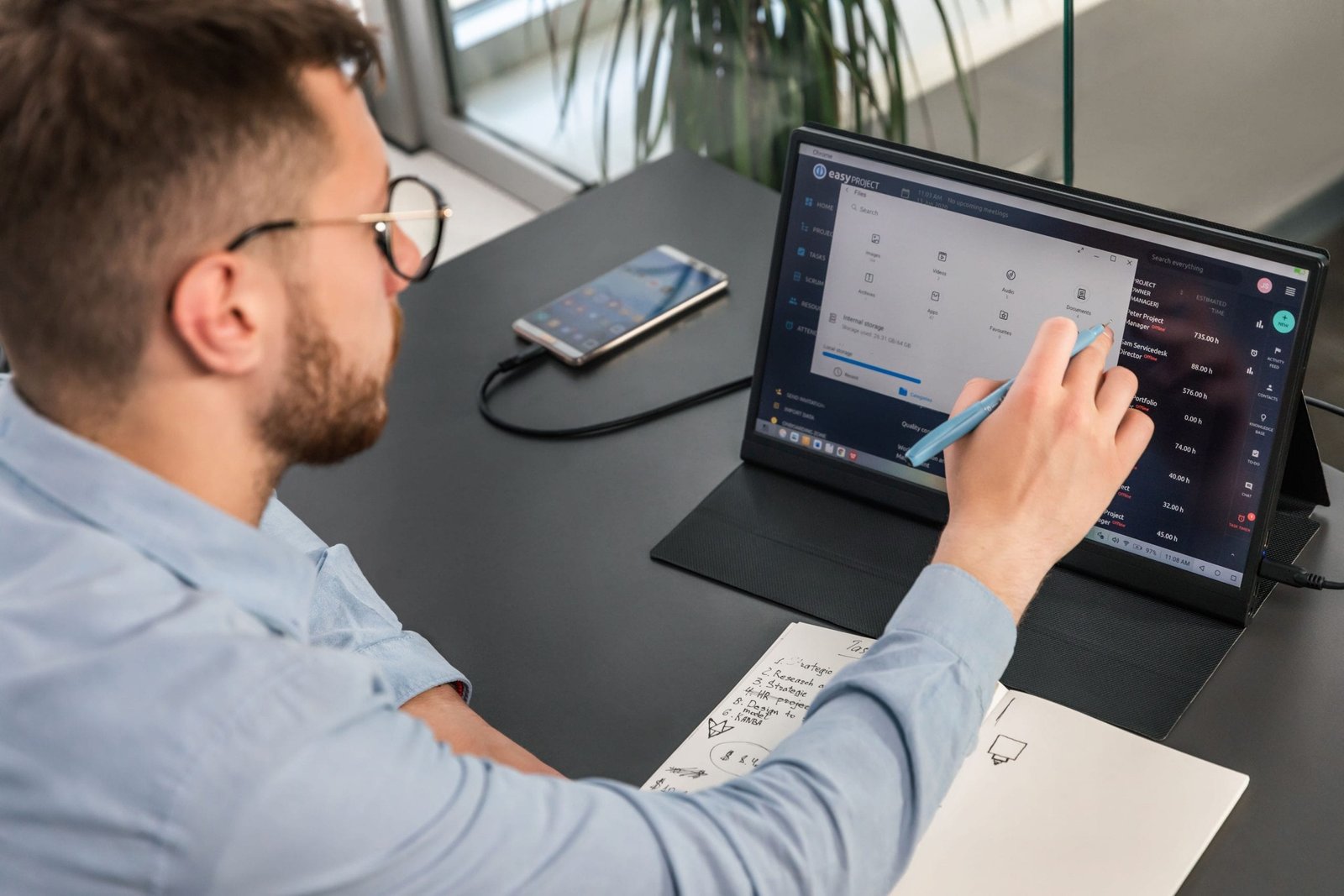 Lumonitor More Displays for More Productivity