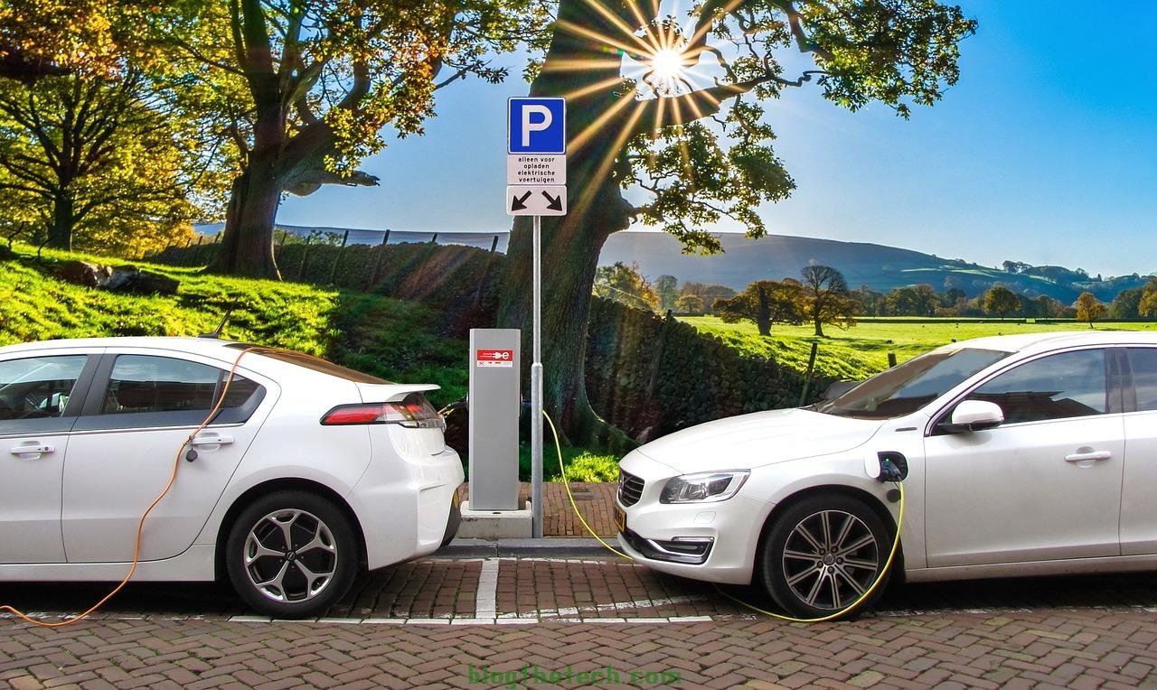 car-fuel-economy software-driving-revolution-in-automotive-industry:car-fuel-economy