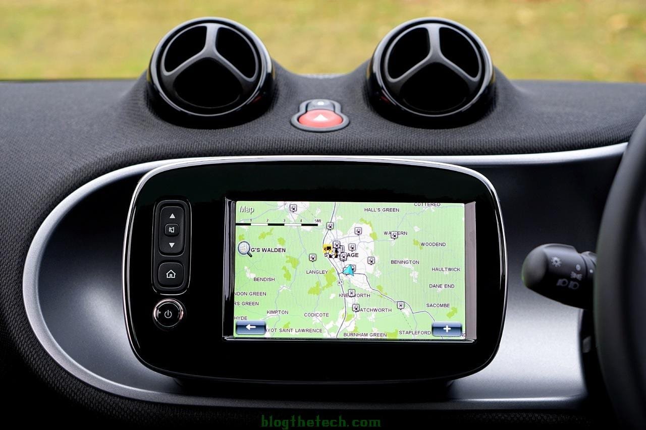 navigation-systems software-driving-revolution-in-automotive-industry:navigation-systems